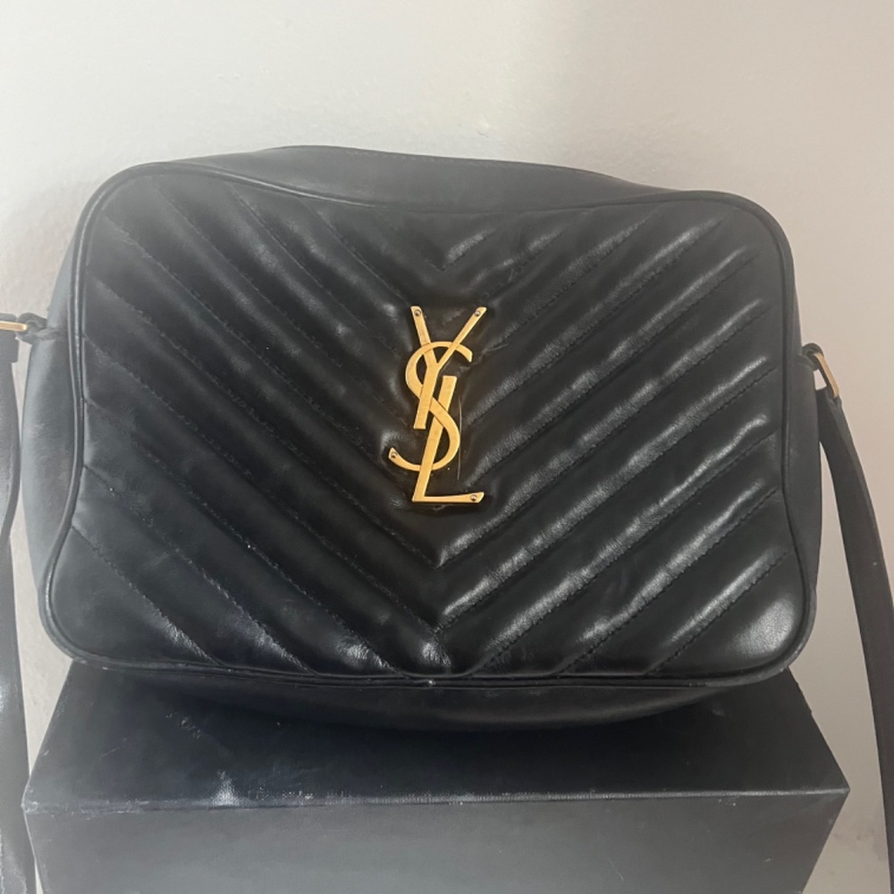 Saint Laurent - Picture 4 of 11
